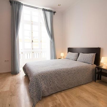 Extraordinario Piso Junto Playa Y En Pleno Centro Apartment Кадис Екстериор снимка