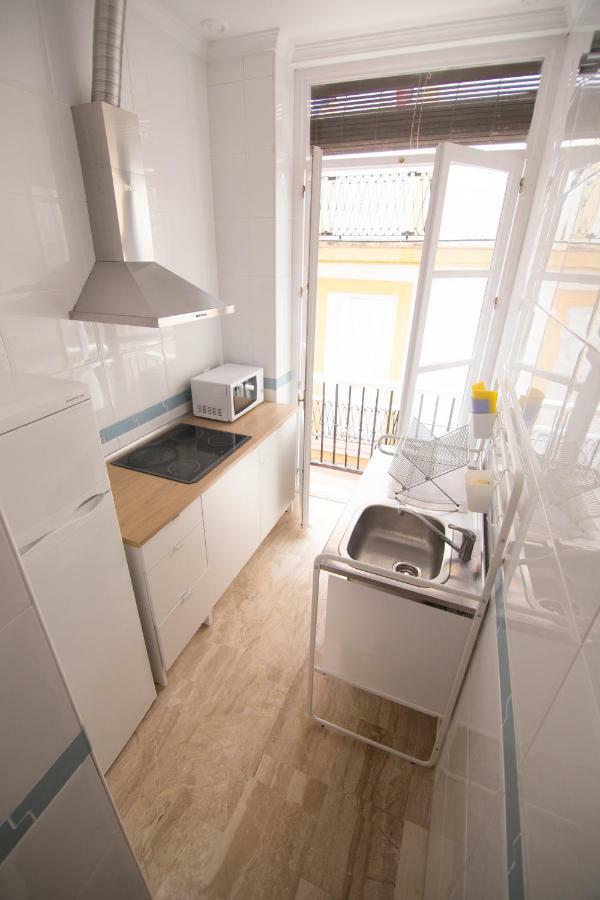 Extraordinario Piso Junto Playa Y En Pleno Centro Apartment Кадис Екстериор снимка